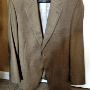 Men's Fine Wool Suit Brand: Scottish Pringle